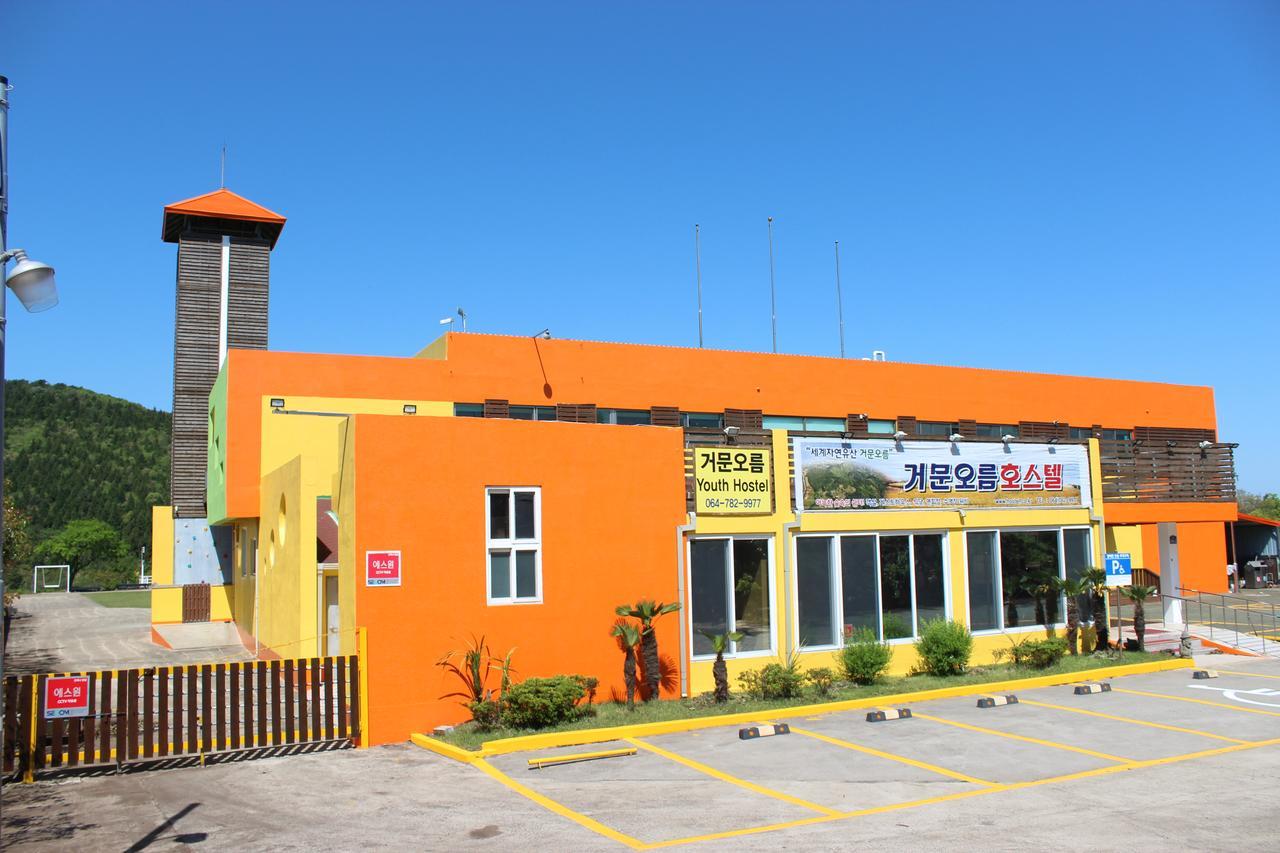 Geomunoreum Hostel Jeju Exterior foto