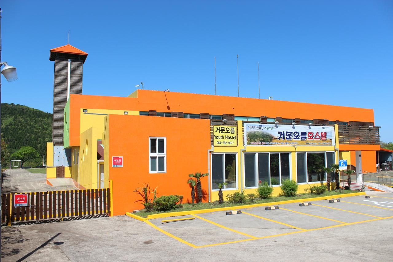 Geomunoreum Hostel Jeju Exterior foto